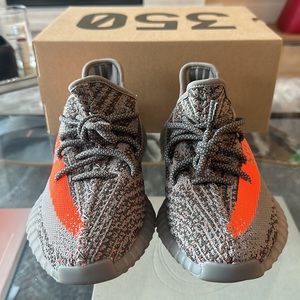 Yeezy Boost 350 V2